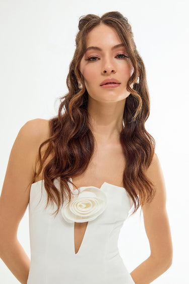 CHERIE Rose Detailed Crepe Mini White Dress